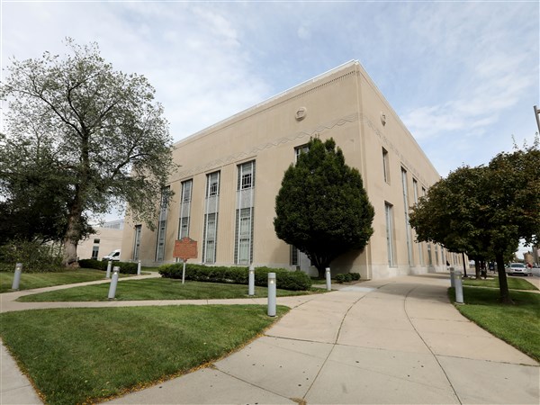 Toledo library to host job fair with dozens of employers