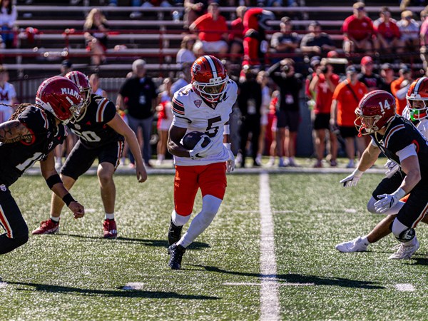 BGSU football stuns Miami (Ohio) with game-winning drive in MAC opener