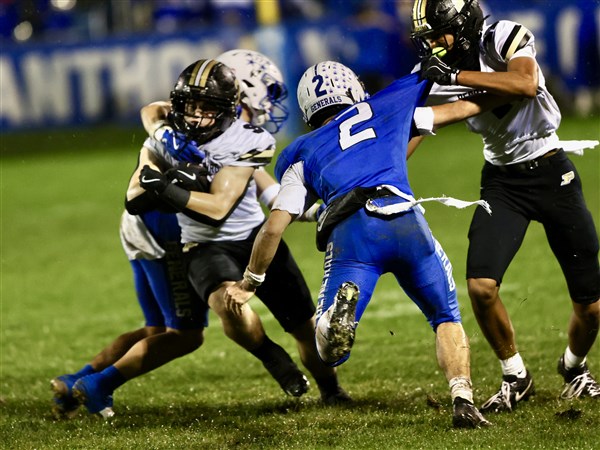 Perrysburg uses bruising run game to top Anthony Wayne 21-13