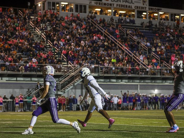 High school football playoffs: Southview, Fremont Ross rematch highlights Week 1 action