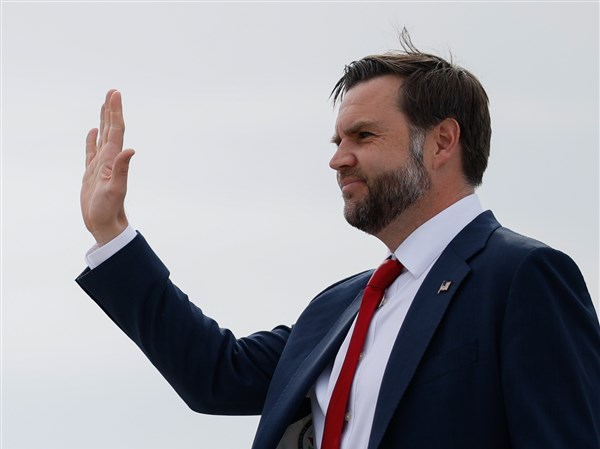 JD Vance plans rally at Toledo Express Airport